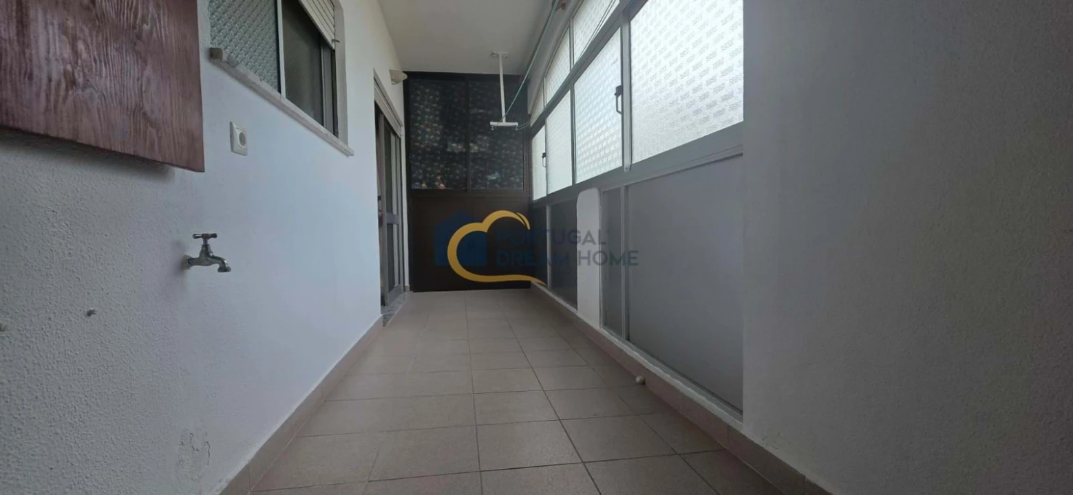 Apartamento T2 para Venda em Albufeira e Olhos de Água Foto 3