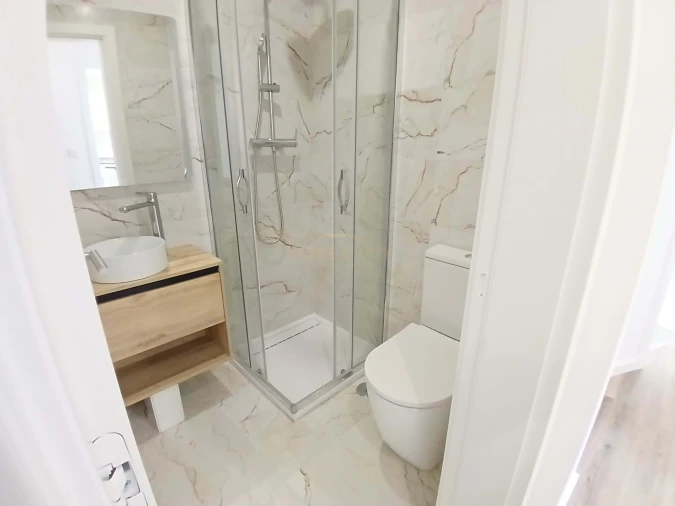 Apartamento T4 para Arrendamento em Santa Iria de Azoia, São João da Talha e Bobadela Foto 12