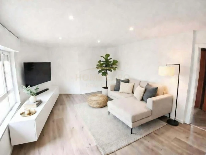 Apartamento T4 para Arrendamento em Santa Iria de Azoia, São João da Talha e Bobadela Foto 2