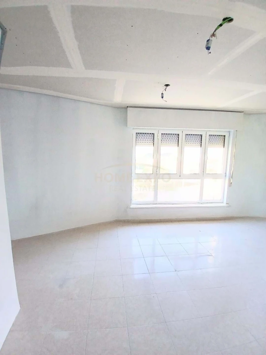 Apartamento T4 para Arrendamento em Santa Iria de Azoia, São João da Talha e Bobadela Foto 6