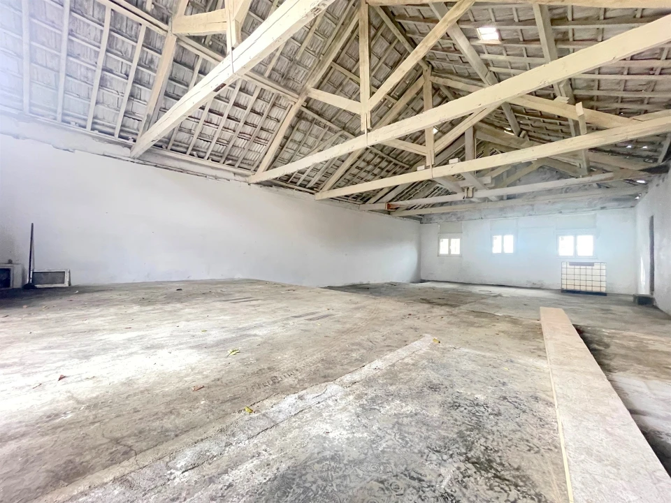 Armazém para Arrendamento em Avintes Foto 12