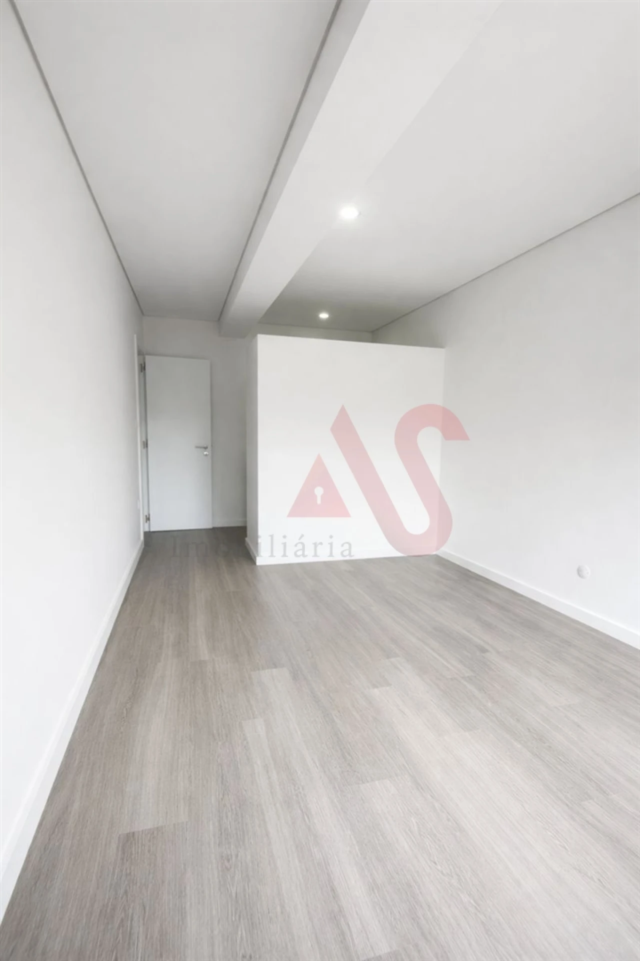 Apartamento T3 para Venda em Tarouca e Dálvares Foto 10