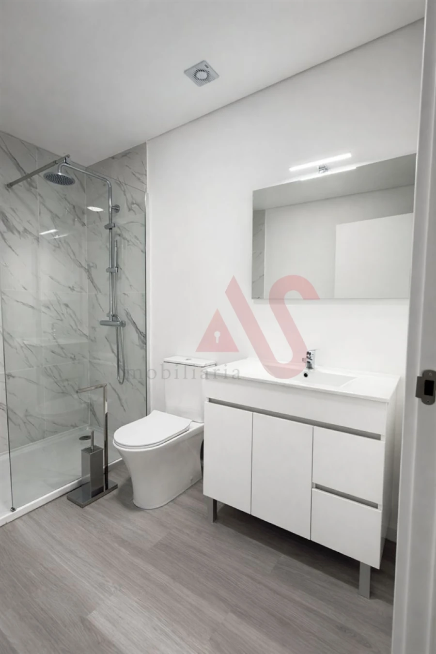 Apartamento T3 para Venda em Tarouca e Dálvares Foto 8