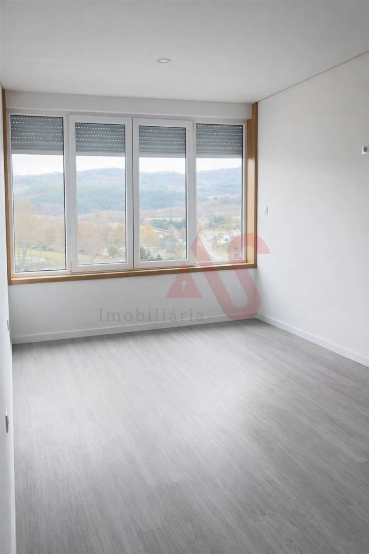 Apartamento T3 para Venda em Tarouca e Dálvares Foto 6