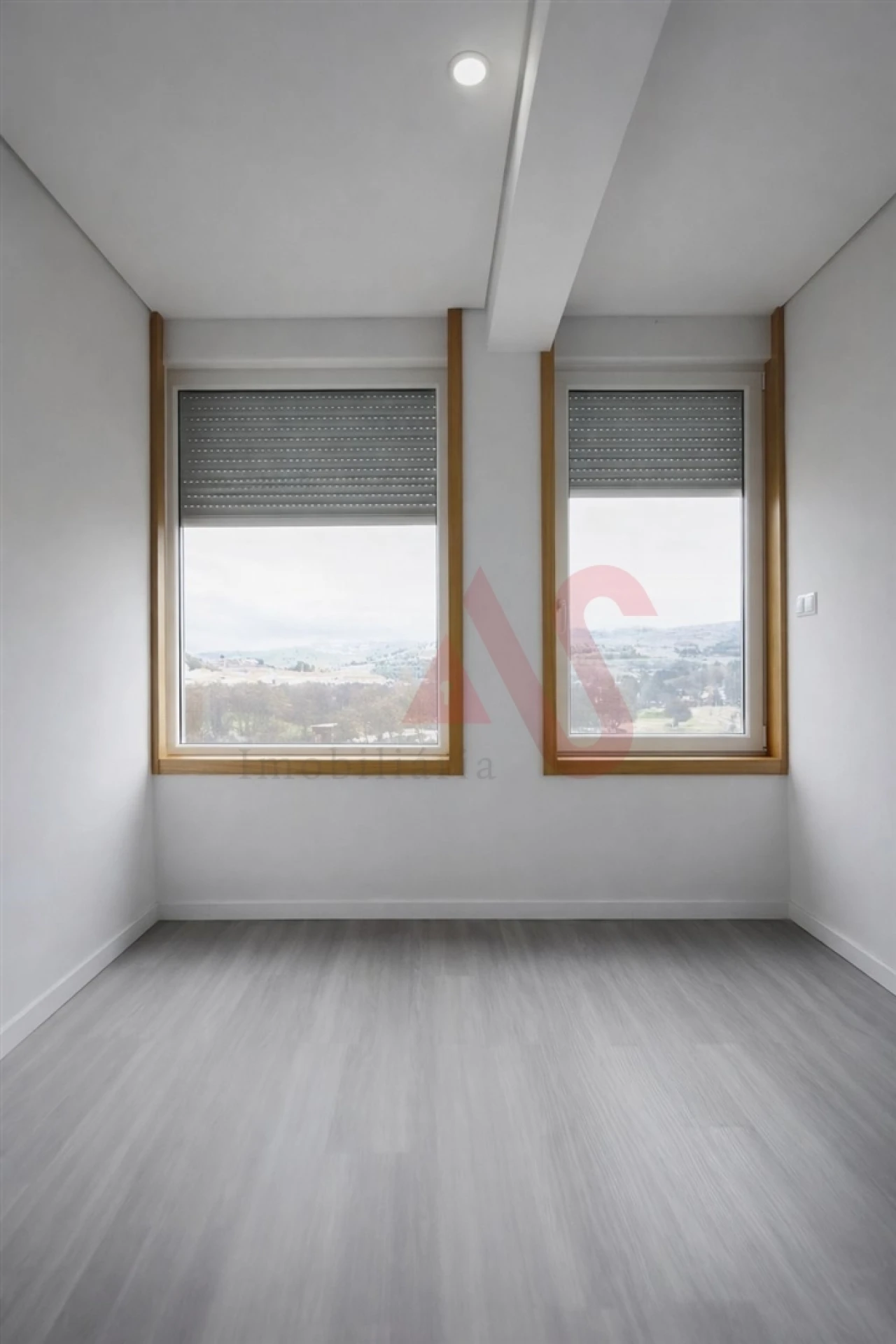 Apartamento T3 para Venda em Tarouca e Dálvares Foto 11