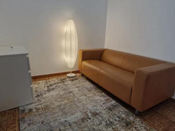 Apartamento T2 para Arrendamento em Penha de França