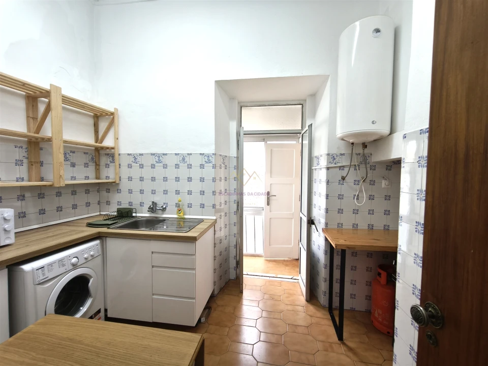 Apartamento T2 para Arrendamento em Penha de França Foto 8