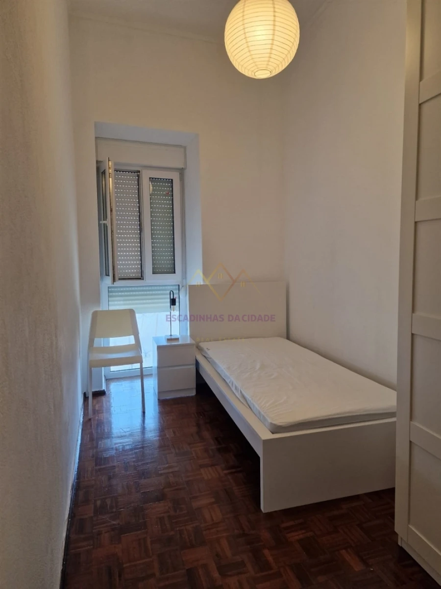 Apartamento T2 para Arrendamento em Penha de França Foto 25