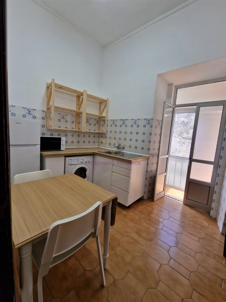 Apartamento T2 para Arrendamento em Penha de França Foto 14