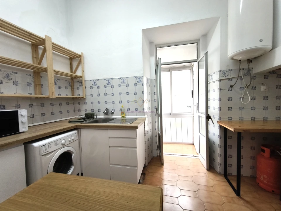 Apartamento T2 para Arrendamento em Penha de França Foto 7