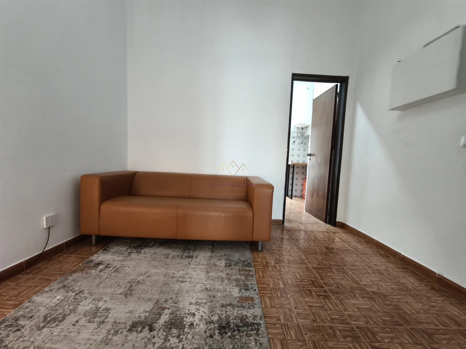 Apartamento T2 para Arrendamento em Penha de França Foto 16