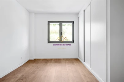 Apartamento T2 para Venda em Camarate, Unhos e Apelação