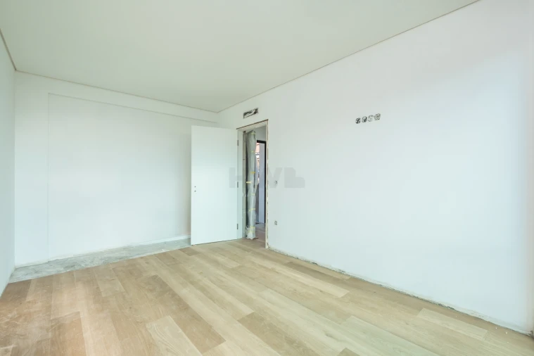 Apartamento T1 para Venda em Caniço Foto 7