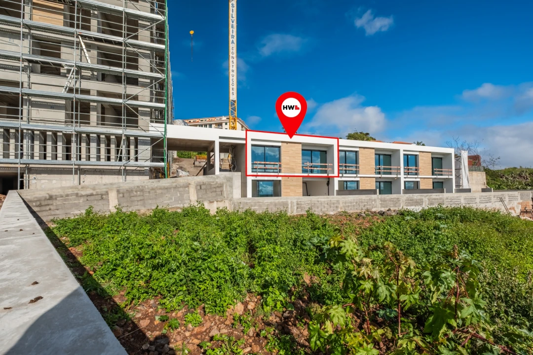 Apartamento T1 para Venda em Caniço Foto 1