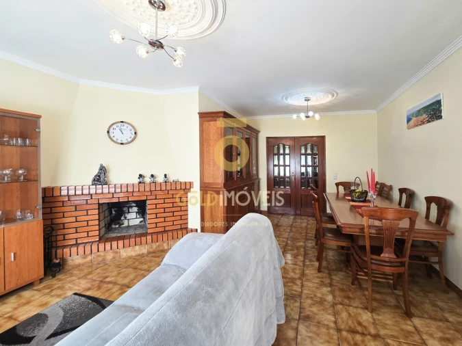 Apartamento T3 para Venda em Santa Maria da Feira, Travanca, Sanfins e Espargo