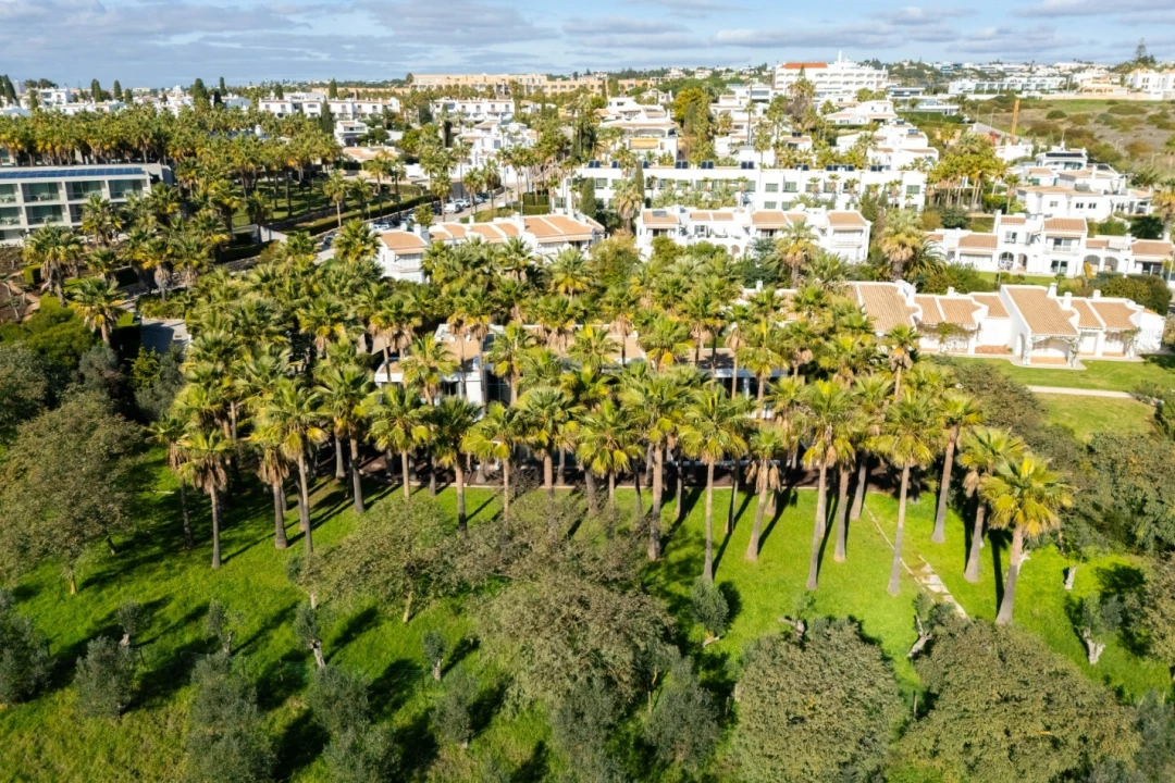 Moradia T4 para Venda em Albufeira e Olhos de Água Foto 45