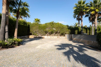 Moradia T4 para Venda em Albufeira e Olhos de Água