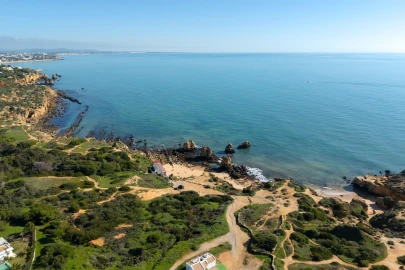 Moradia T4 para Venda em Albufeira e Olhos de Água