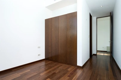 Moradia T4 para Venda em Albufeira e Olhos de Água