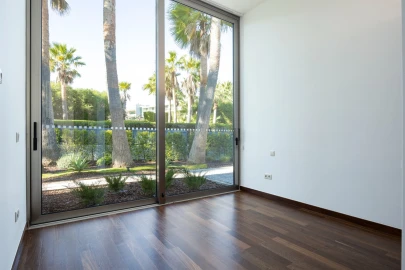 Moradia T4 para Venda em Albufeira e Olhos de Água