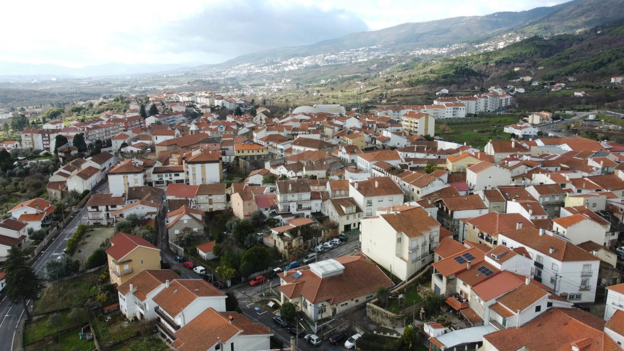 Moradia T3 para Venda em Teixoso e Sarzedo Foto 6