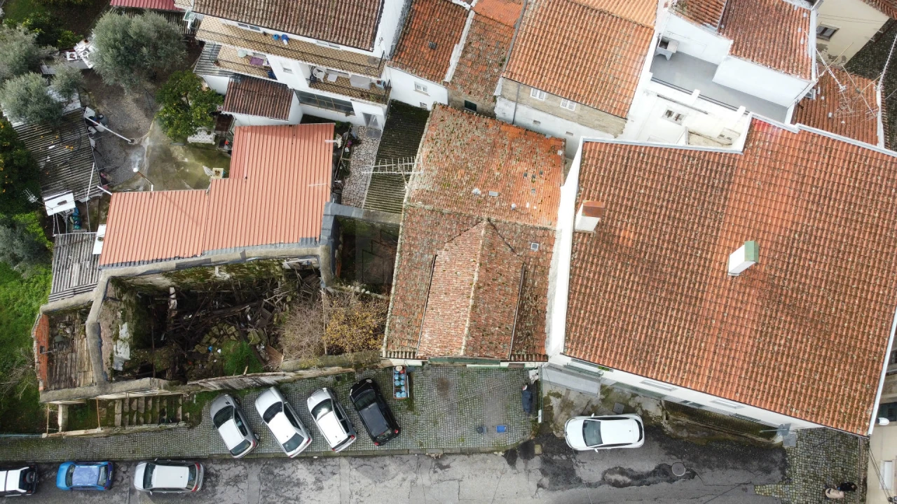 Moradia T3 para Venda em Teixoso e Sarzedo Foto 2