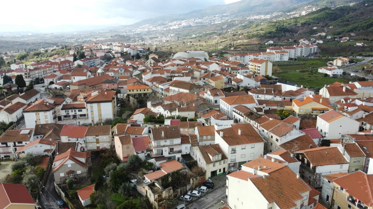 Moradia T3 para Venda em Teixoso e Sarzedo Foto 4