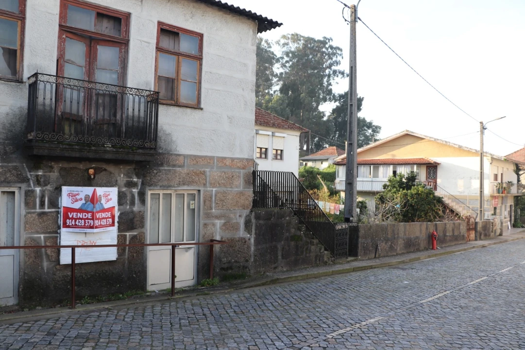 Moradia T0 para Venda em São Tomé de Negrelos Foto 3