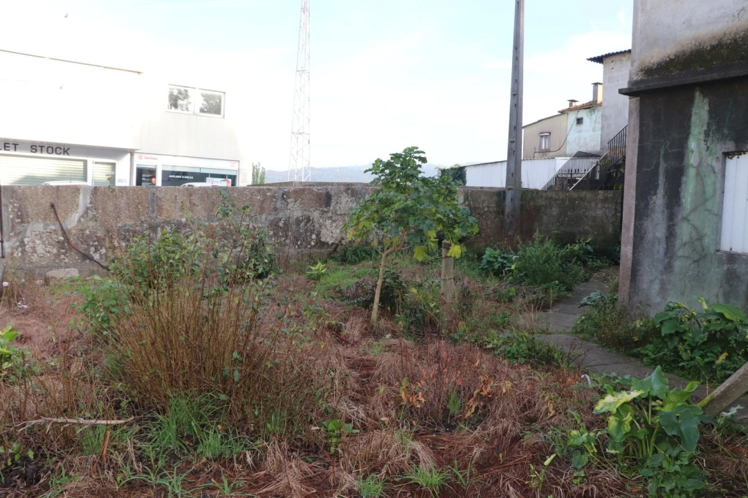 Moradia T0 para Venda em São Tomé de Negrelos Foto 10