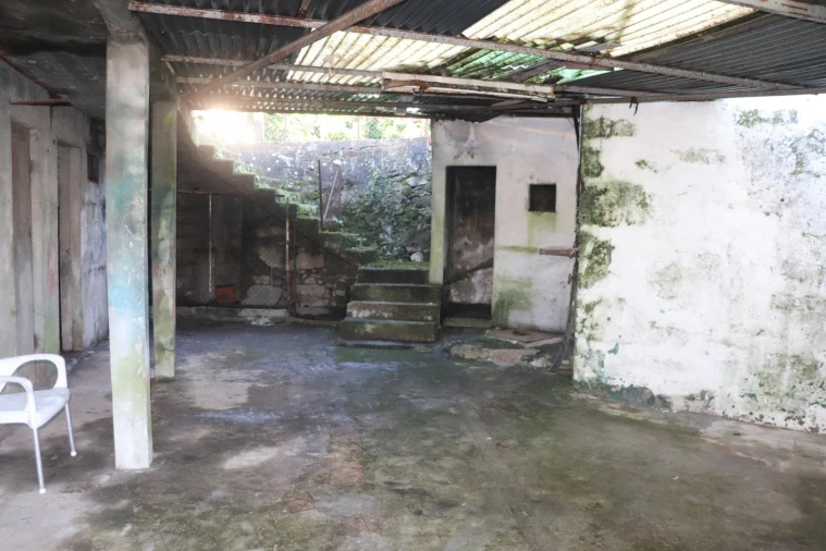 Moradia T0 para Venda em Meixomil Foto 17