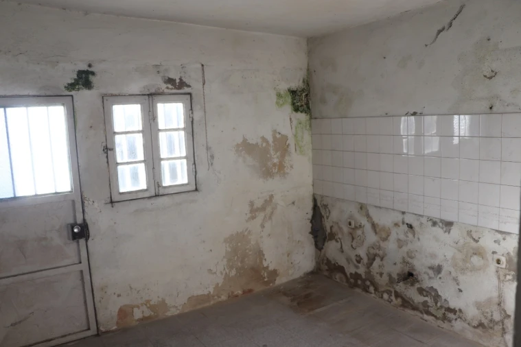 Moradia T0 para Venda em Meixomil Foto 15