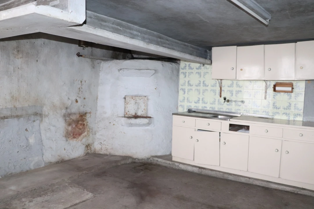 Moradia T0 para Venda em Meixomil Foto 10