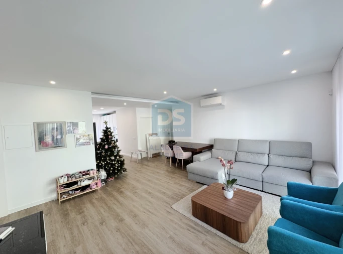 Apartamento T2 para Venda em Almancil Foto 3