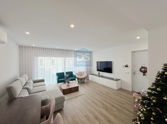 Apartamento T2 para Venda em Almancil Foto 8