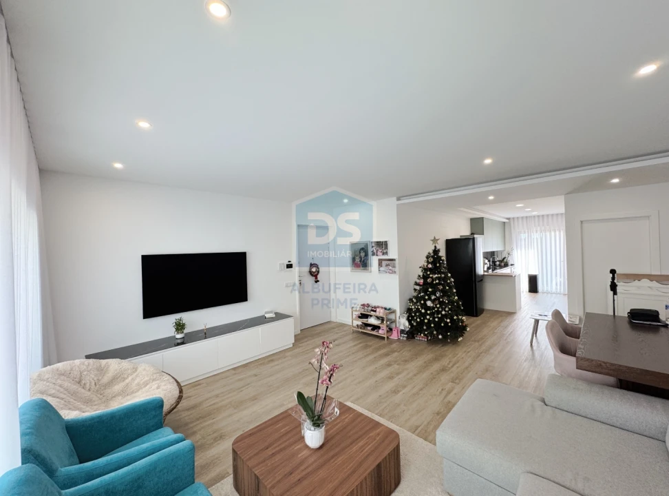 Apartamento T2 para Venda em Almancil Foto 5