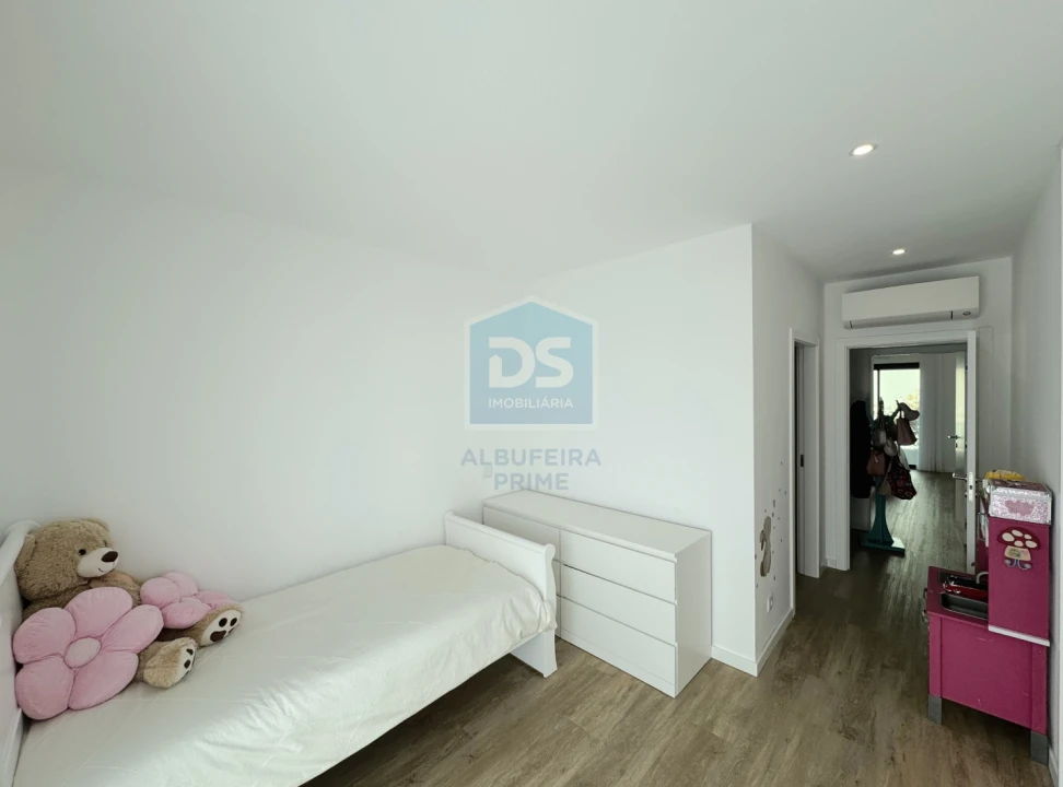 Apartamento T2 para Venda em Almancil Foto 16