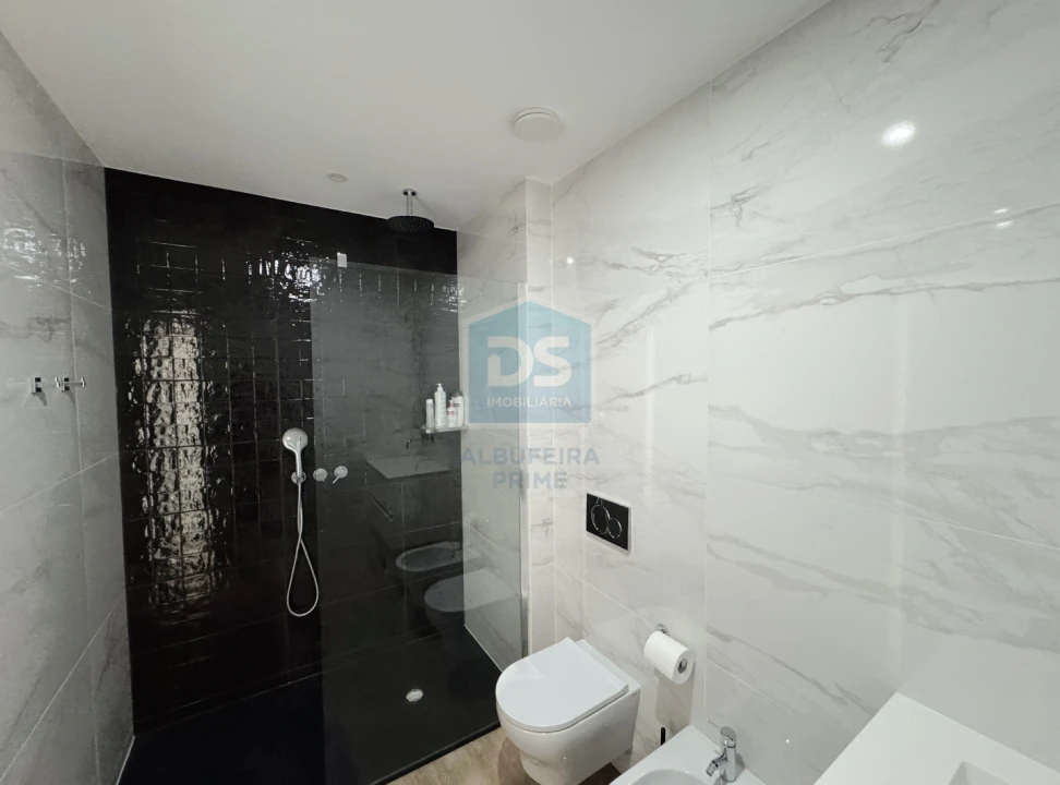 Apartamento T2 para Venda em Almancil Foto 25