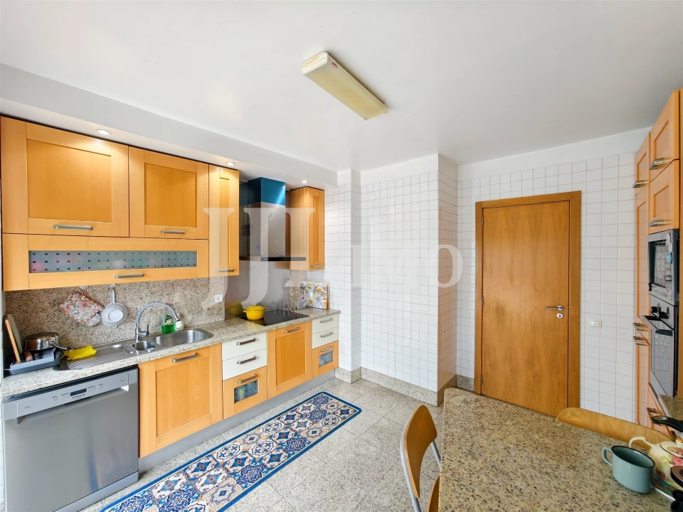 Apartamento T3 para Venda em Parque das Nações Foto 39