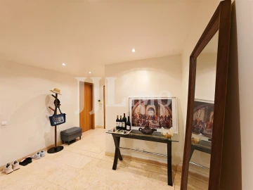 Apartamento T3 para Venda em Parque das Nações