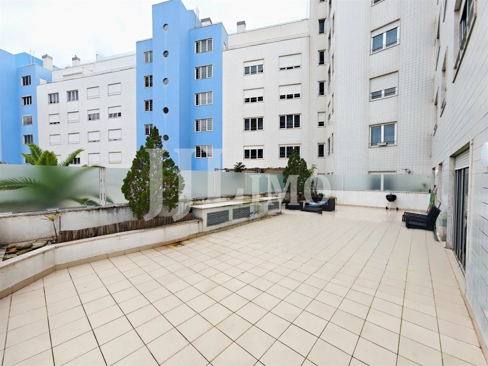 Apartamento T3 para Venda em Parque das Nações Foto 47