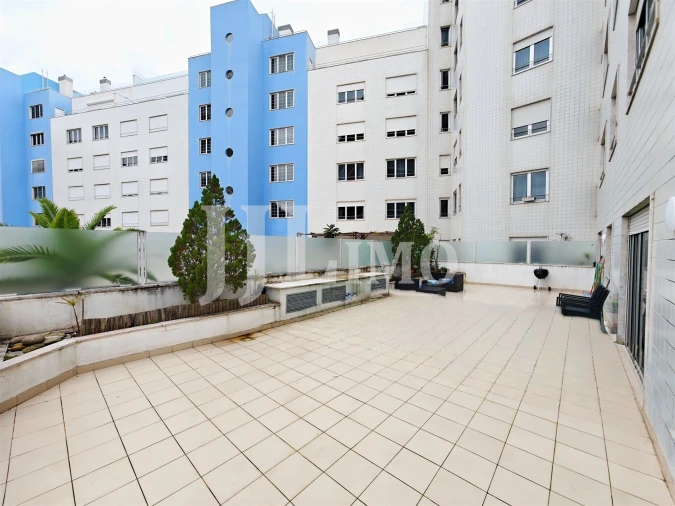 Apartamento T3 para Venda em Parque das Nações Foto 47