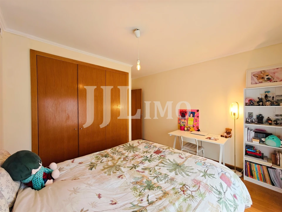 Apartamento T3 para Venda em Parque das Nações Foto 22
