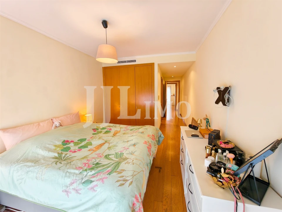 Apartamento T3 para Venda em Parque das Nações Foto 36
