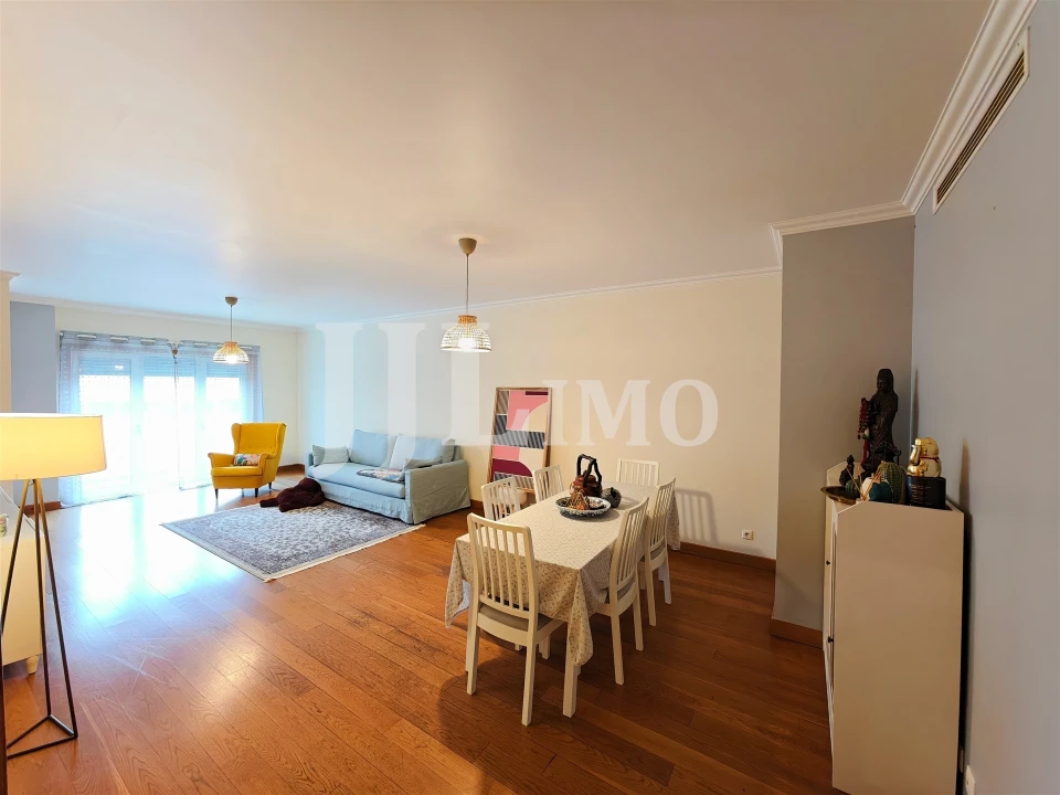 Apartamento T3 para Venda em Parque das Nações Foto 10
