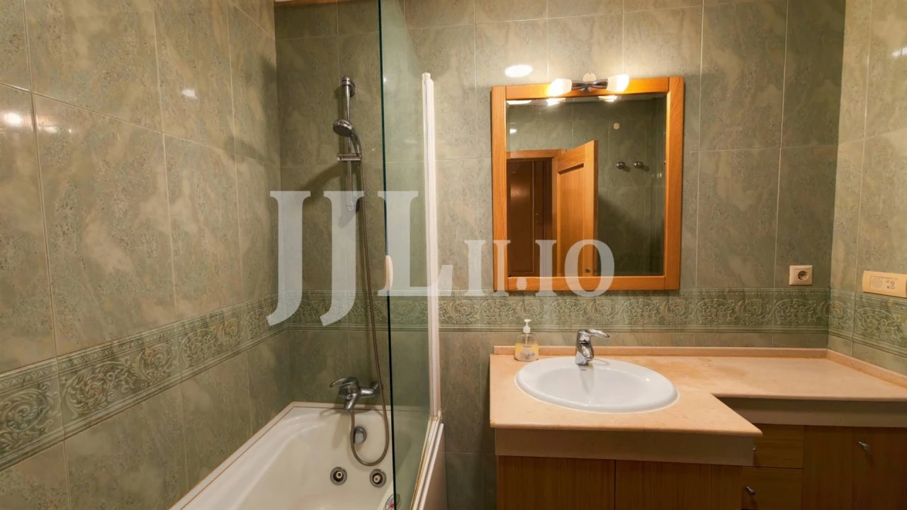 Apartamento T4 para Venda em Parque das Nações Foto 36