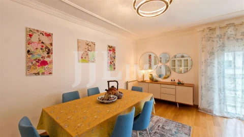 Apartamento T4 para Venda em Parque das Nações