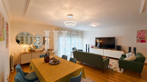 Apartamento T4 para Venda em Parque das Nações