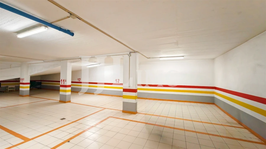 Apartamento T4 para Venda em Parque das Nações Foto 53