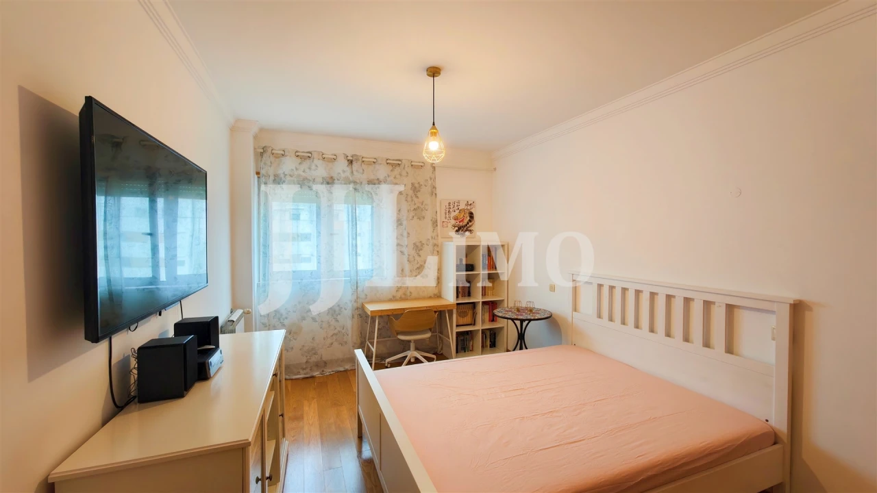 Apartamento T4 para Venda em Parque das Nações Foto 26