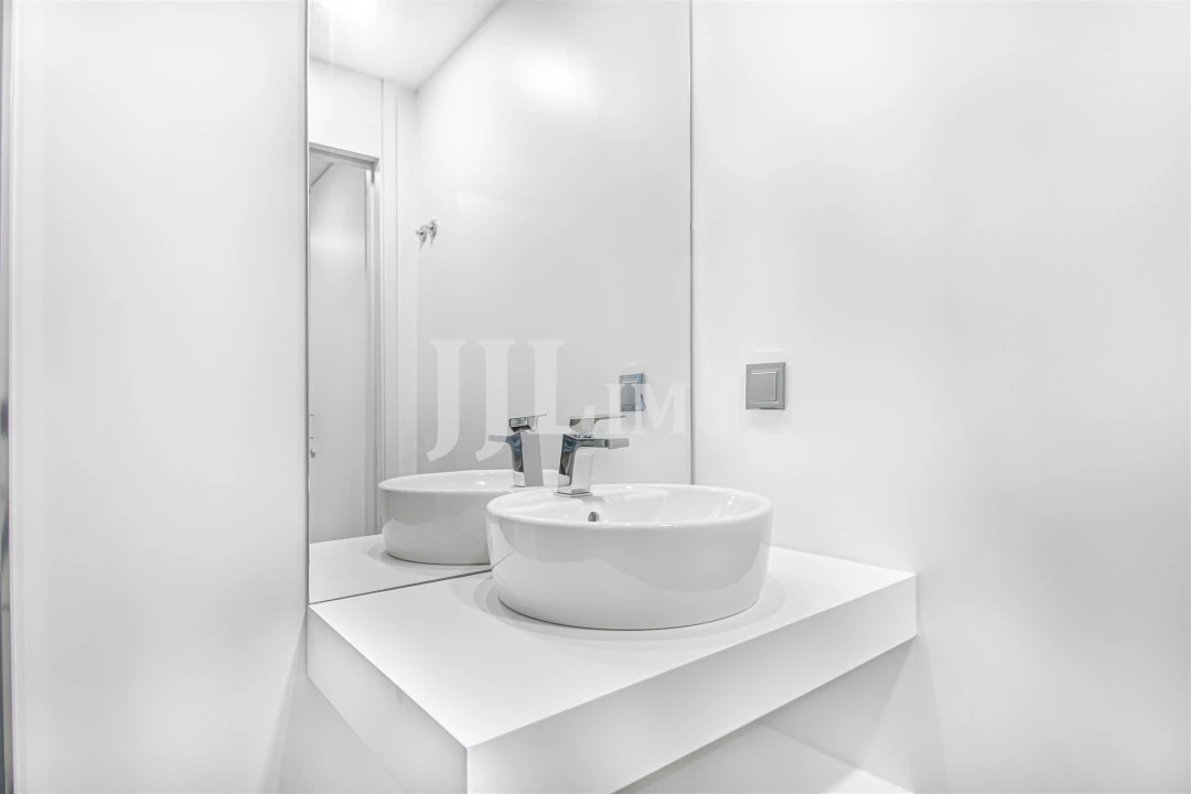 Apartamento T3 para Venda em Avenidas Novas Foto 2